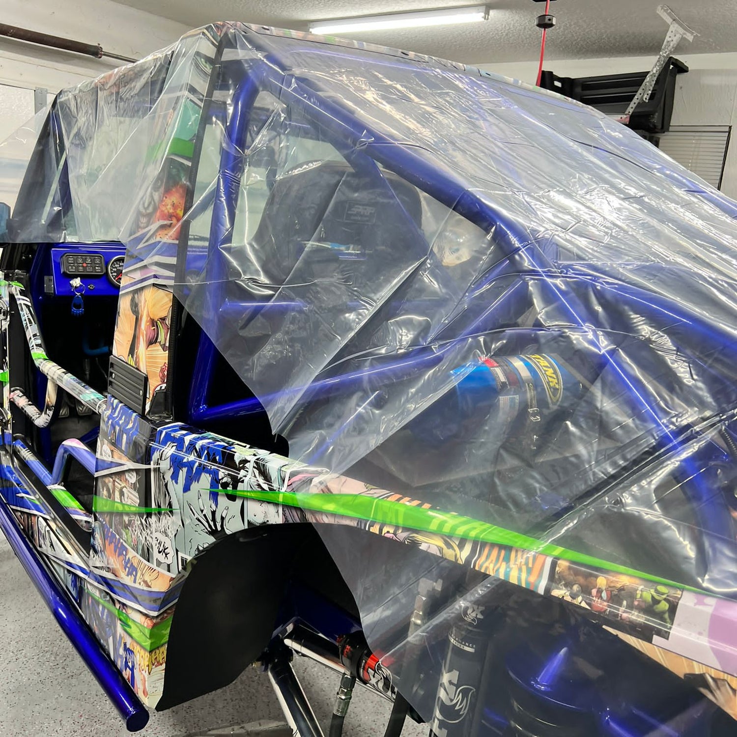 Plastic from the custom shape shade top kit on top of greengojohns build 