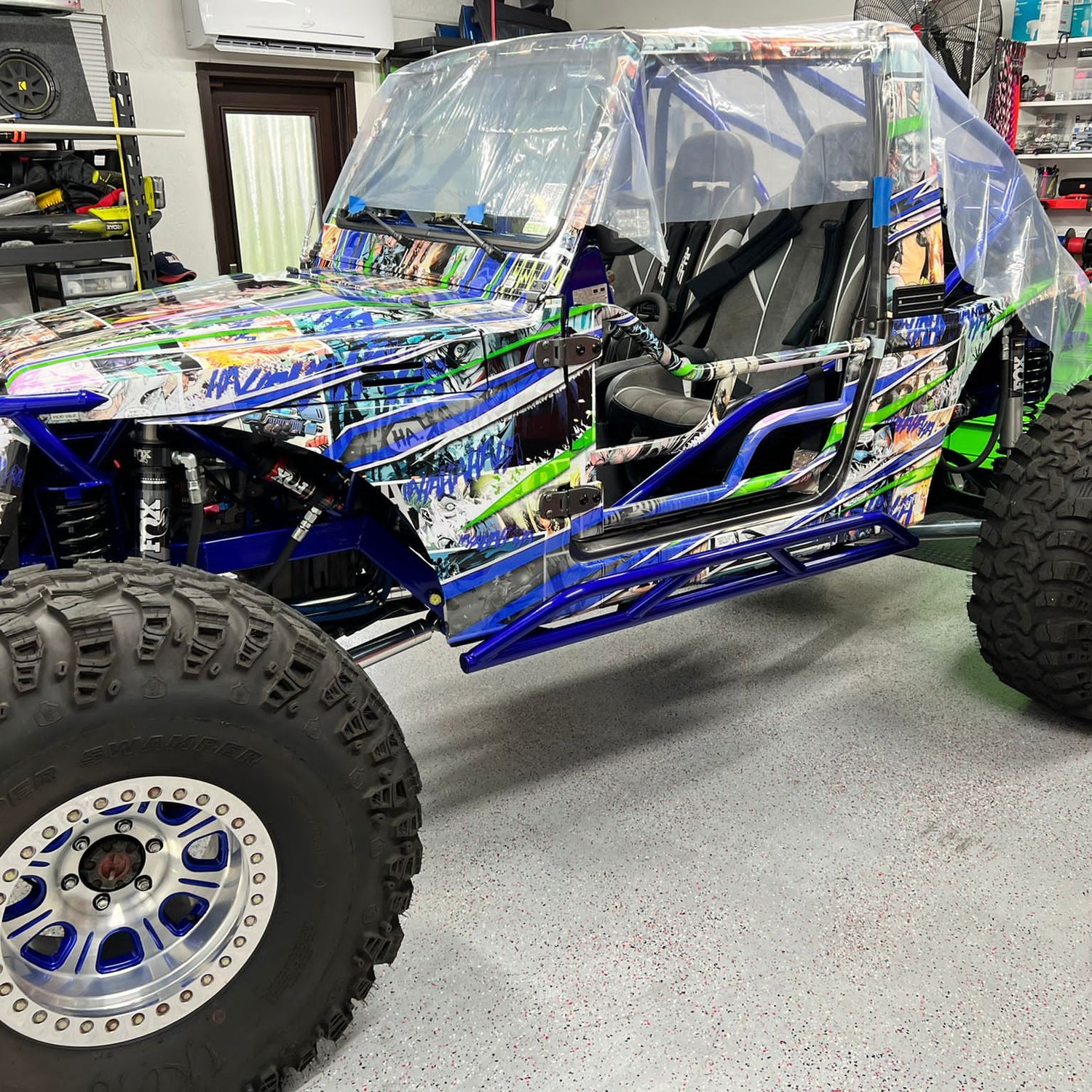 Plastic from the custom shape shade top kit on top of greengojohns build